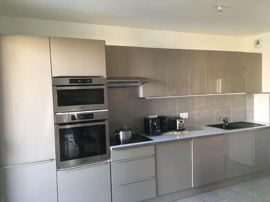 Appartement 87 M2 - 3 Chambres - 6 Personnes - Proche Paris - Parking Gratuit Asnieres-sur-Seine Luaran gambar