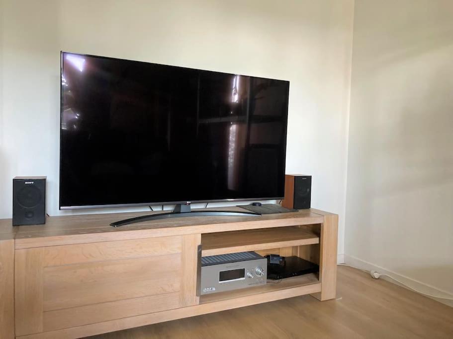 Appartement 87 M2 - 3 Chambres - 6 Personnes - Proche Paris - Parking Gratuit Asnieres-sur-Seine Luaran gambar